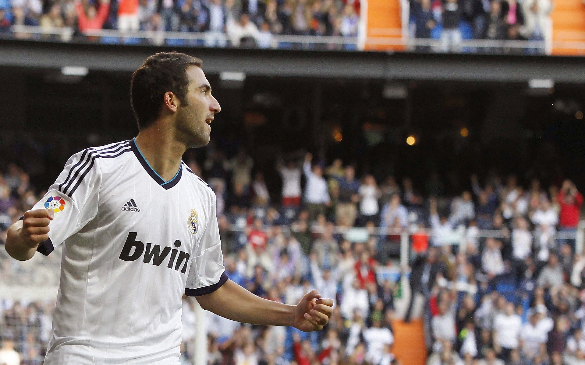 梅西带队冲刺,阿根廷稳步迈向世界杯